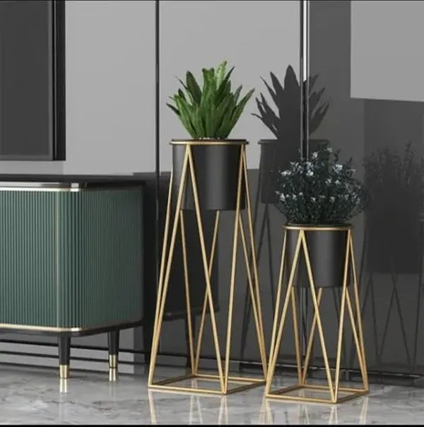 Black And Gold Modern Geometric Metal Plant Stand Set Withplanters
